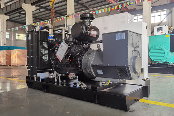 上柴柴油發(fā)電機(jī)組.jpg 上柴柴油發(fā)電機(jī)組.jpg